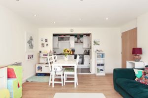 Photo 8- click for photo gallery